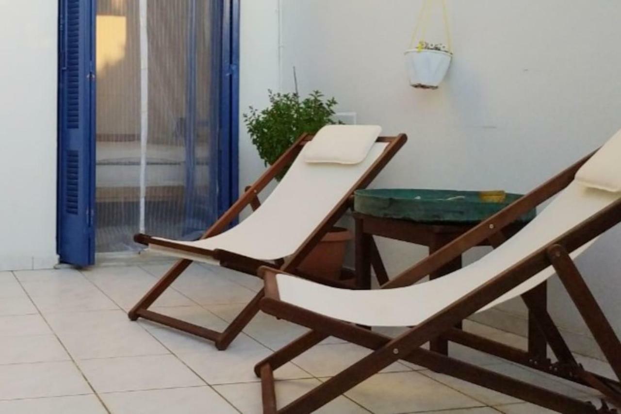Aquarella-Stylish Veranda Apartment In Centre Of Poros Town Exterior photo